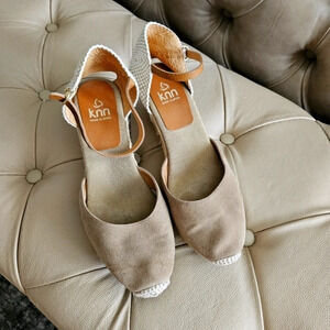 Women's Tan Wedge Shoes - Made in Spain